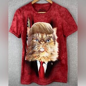 The Mountain Donald Trump T shirt Size XS